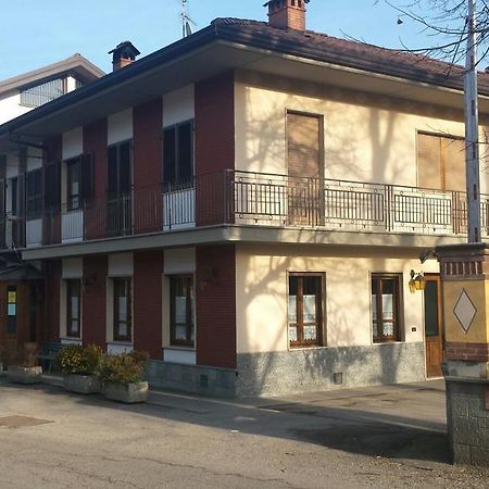 Ristorante Buasca Hotel Cuorgnè Kültér fotó