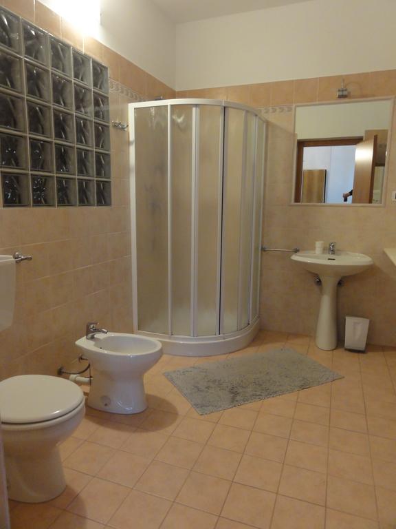 Ristorante Buasca Hotel Cuorgnè Kültér fotó